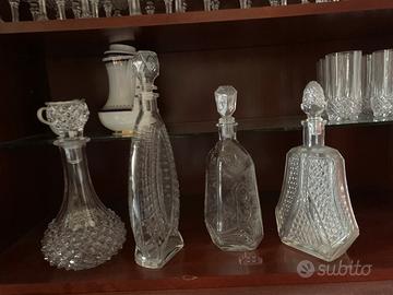 Bottiglie e bicchieri