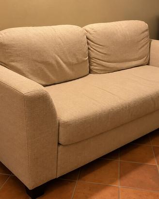 Divano 2 posti beige in tessuto – 156 cm