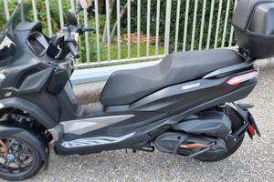 piaggio mp3 530 hpe 2022