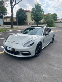 Panamera 971