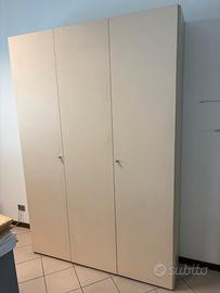 Armadio a 3 ante