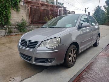 volkswagen polo 1.2 benz vetrin motor sostitu 99kl