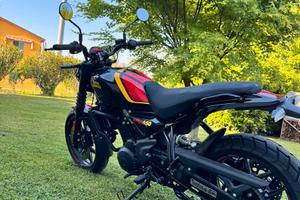 Royal Enfield Guerrilla 450