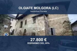 Immobile in asta di 427 m² con più di 5 locali a O
