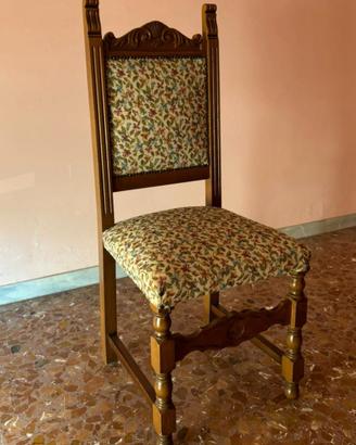 Set di 6 eleganti sedie in legno foderate