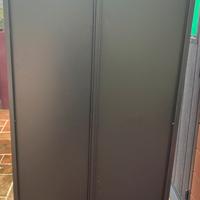 Armadio in acciaio colr nero