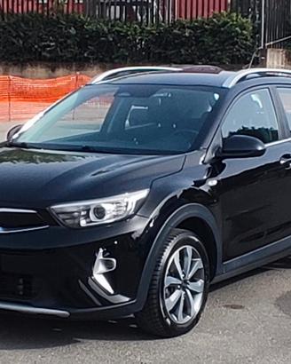 Kia Stonic 1.0 tgi mhybrid con garanzia ufficiale 