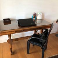 Scrivania anni '960 in legno Noce Nazionale