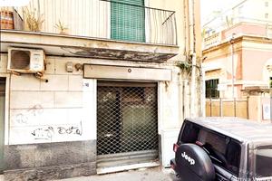 Bottega-ufficio centralìssìma Via Vecchia Ognina