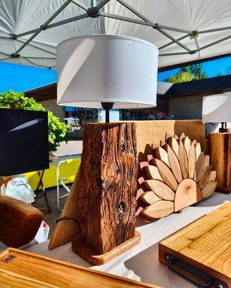 lampada in legno 