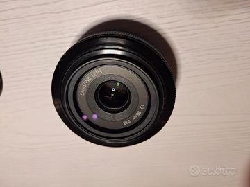 Samsung Nx30 f1:2