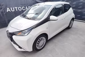 Toyota Aygo 1.0 BENZINA KM 83000 x-play