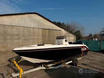 Open brube capo nord con fuoribordo mercury