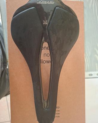 sella RYET scafo in carbonio