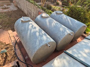 3 serbatoi in acciaio zincato da 750 litri cad
