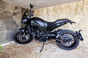 Benelli Leoncino 500 trail