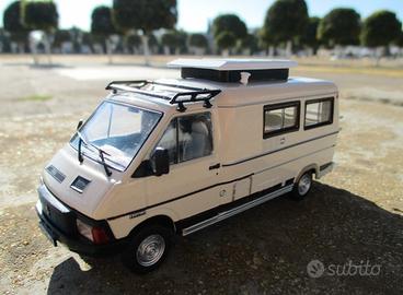Camper Renault Trafic Eriba-car 520 1986 Die cast