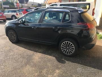 Peugeot 2008 PureTech 82 Allure