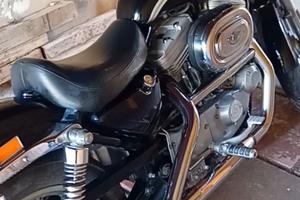 H-D 883 XLH