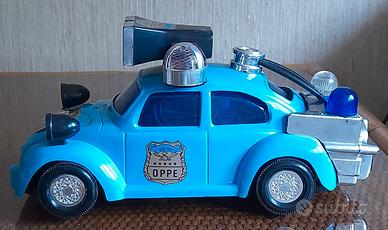 Automobilina giocattolo 