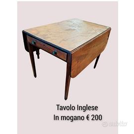 Tavolo Inglese in mogano