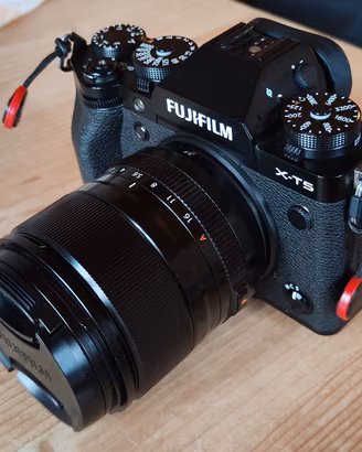 Fujifilm X-T5 