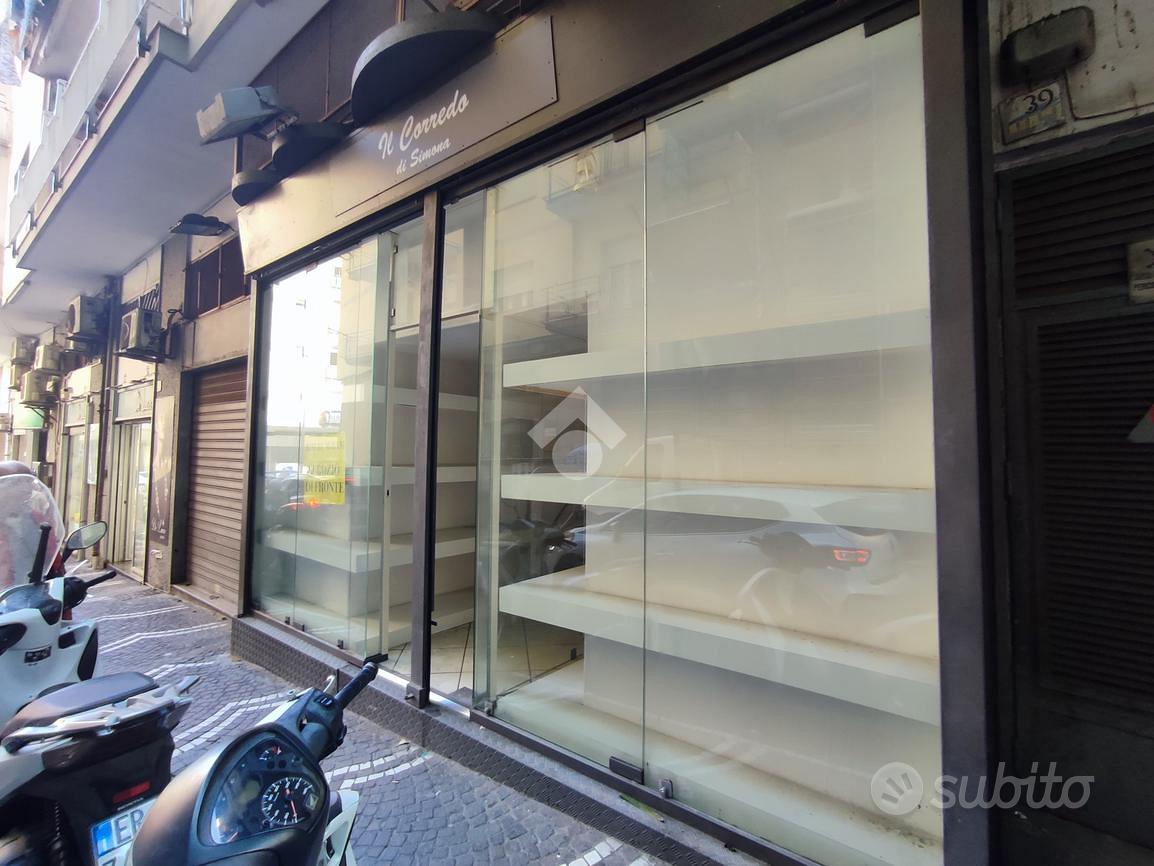 NEGOZIO A CASTELLAMMARE DI STABIA - Vista 6
