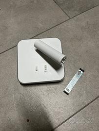 Lampada da parete orientabile