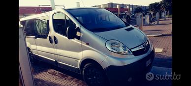 Opel vivaro 6 posti autocarro