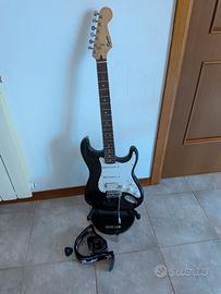 Fender Squier Stratocaster + Frontman 10G