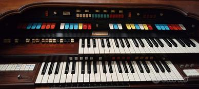 Organo Hammond Aurora Classic