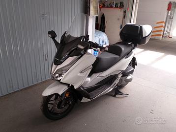 Honda Forza 300 perfetto gommato nuovo