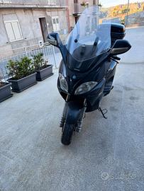 Piaggio X9 500