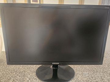 Samsung S24D330 monitor 24" 