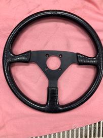 Volante Fiat Uno Turbo Racing