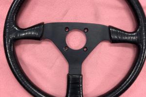 Volante Fiat Uno Turbo Racing