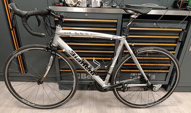 Bianchi Via Nirone 7 Shimano 105 11v