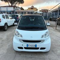 Smart ForTwo 1000 45 kW MHD coupé pure