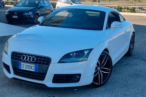 Audi TT Quattro 2.0 TDI 170cv S-line