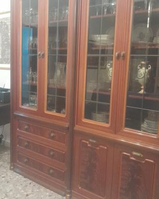 credenza e scrivania