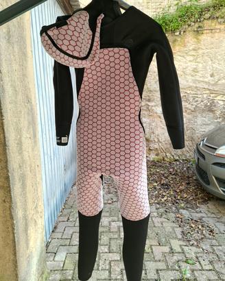 Muta 5/4 front zip Olaian cappuccio integrato