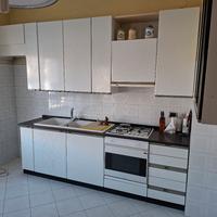  Cucina Completa Bianca + Set Tavolo e Sedie