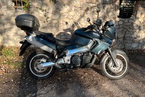 Aprilia Caponord 1000 2004