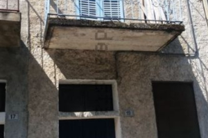 Casetta indipendente Sondrio 3 piani al sole