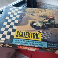 SCALEXTRIC  pista corsa automobiline