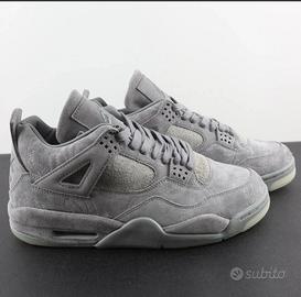 Jordan 4 Kaws