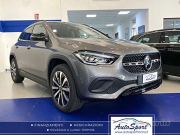 MERCEDES-BENZ GLA 200 Automatic Sport Plus