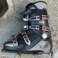 Set completo da sci (sci, scarponi, racchette)