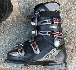 Set completo da sci (sci, scarponi, racchette)