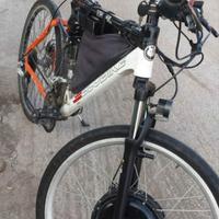 bici elettrica buona autonomia molto veloce